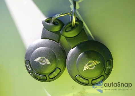 2013 Mini Countryman Cooper z USA, uszkodzony, nr VIN WMWZB3C50DWM07598